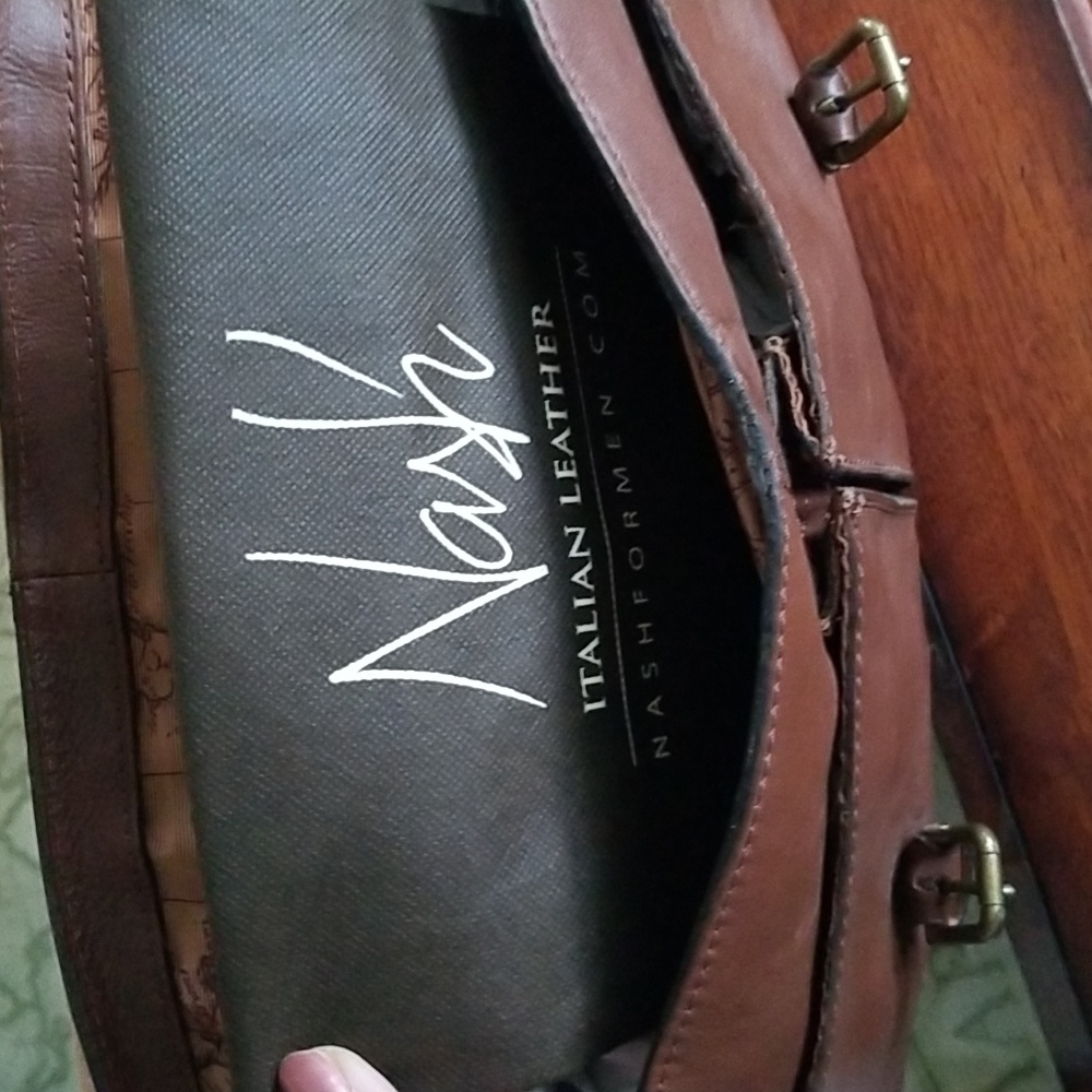 Nash Italian Leather Professor Briefcase Messenger Bag - Tuscan Brown Leather - Picture 8 of 10